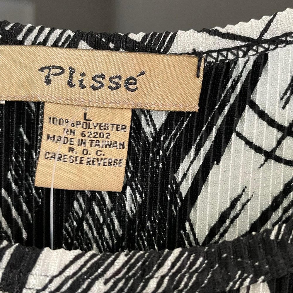 NWT Black and white print sleeveless top Large - Picture 3 of 6